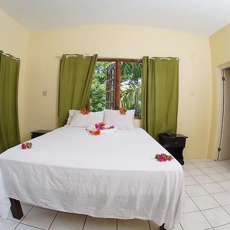 Pure Oasis Resort 内格里尔 外观 照片