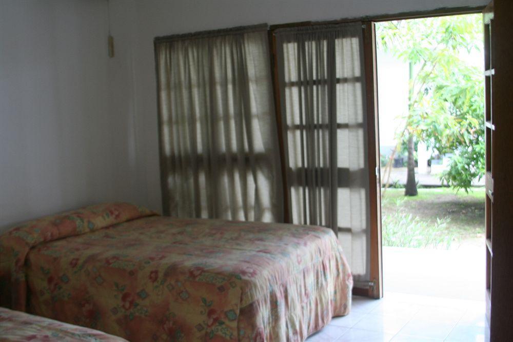 Pure Oasis Resort 内格里尔 外观 照片