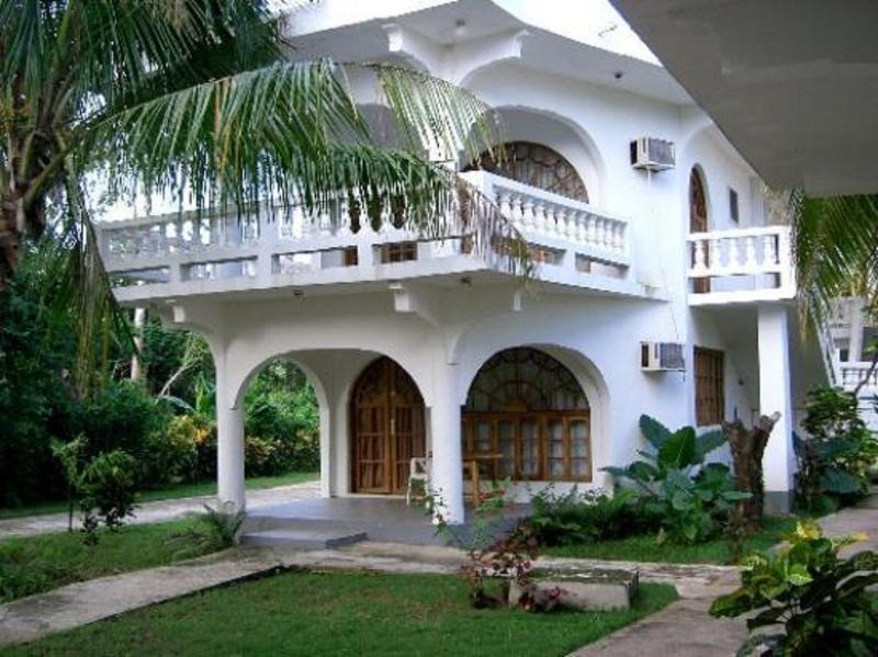 Pure Oasis Resort 内格里尔 外观 照片